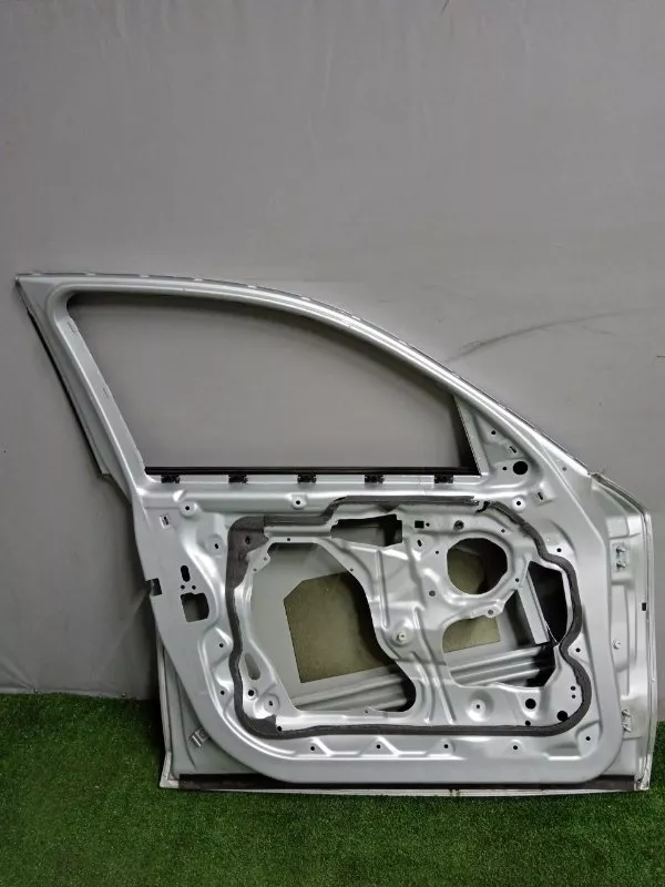 Дверь BMW 1-Series 2008 41517191011 E87, передняя левая