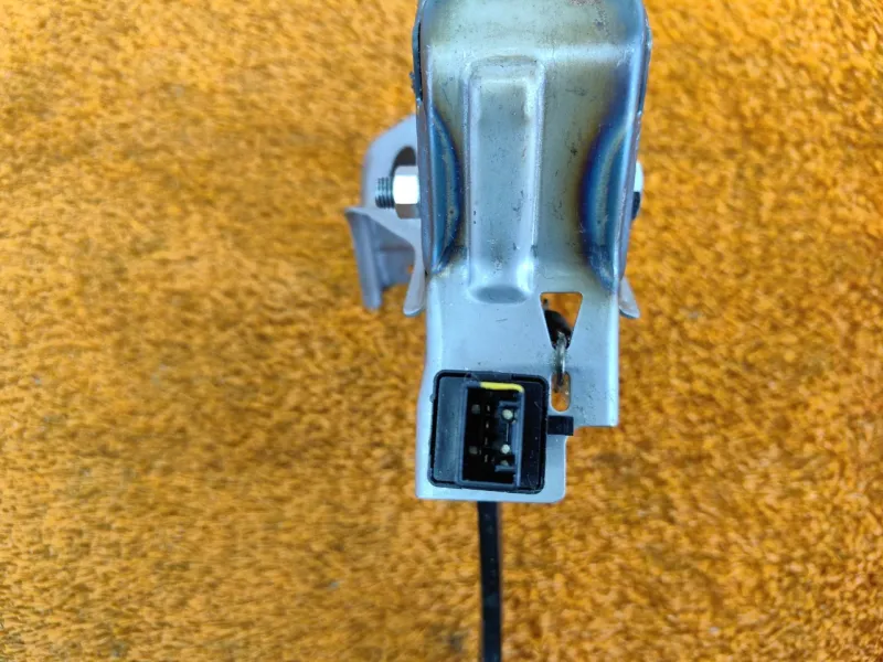 Педаль тормоза