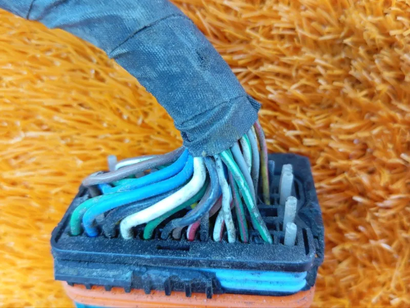 Проводка подкапотная