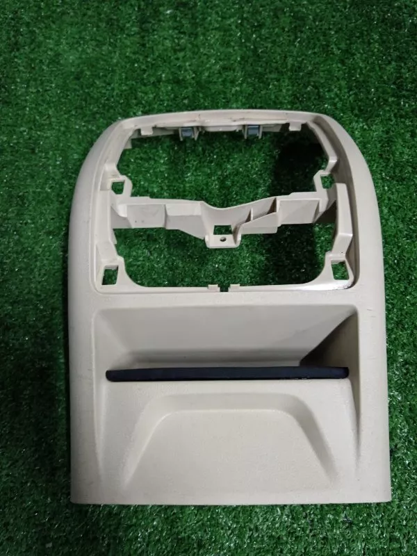 Накладка центральной консоли