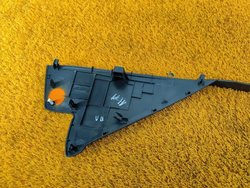 Накладка на торпедо