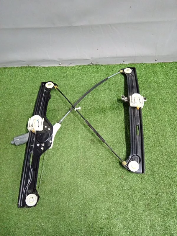 Стеклоподъемник BMW X5 2008 51337166379 E70, передний левый