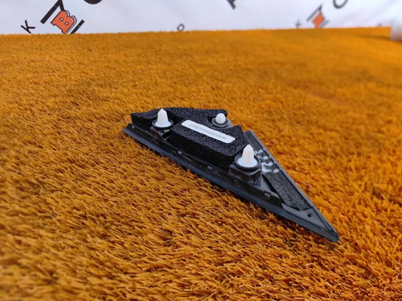 Молдинг двери