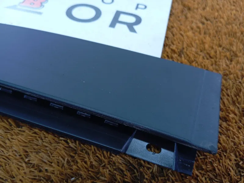 Молдинг двери