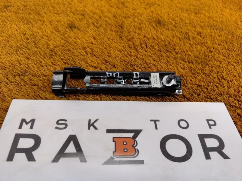 Механизм регулировки ремня безопасности