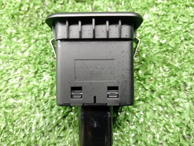 Кнопка багажника