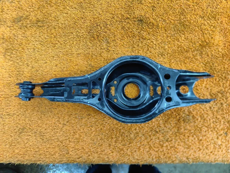 Рычаг подвески