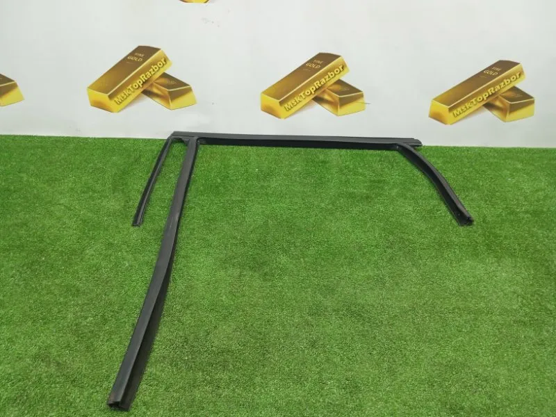 Уплотнитель стекла двери