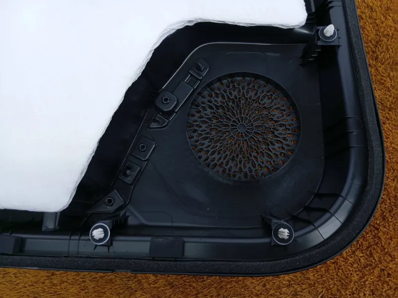 Обшивка двери