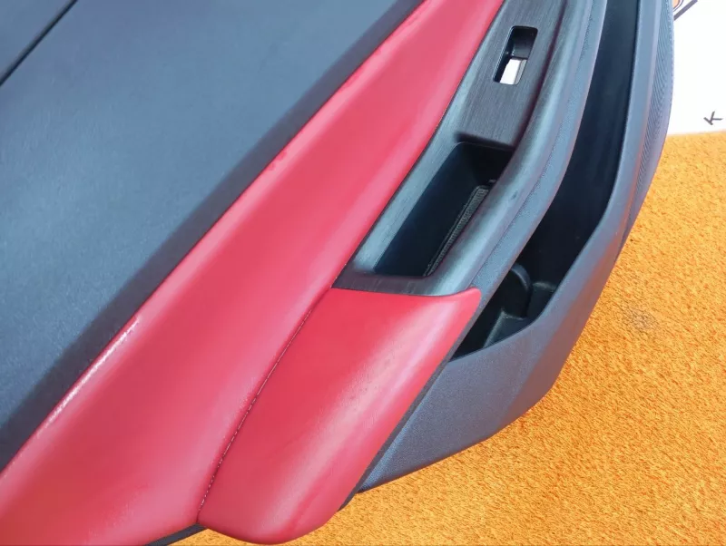 Обшивка двери