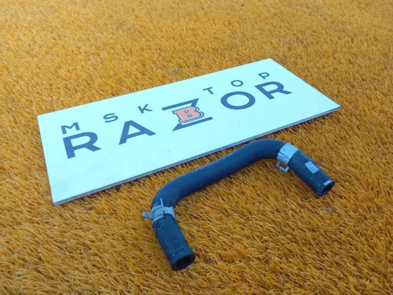 Патрубок радиатора