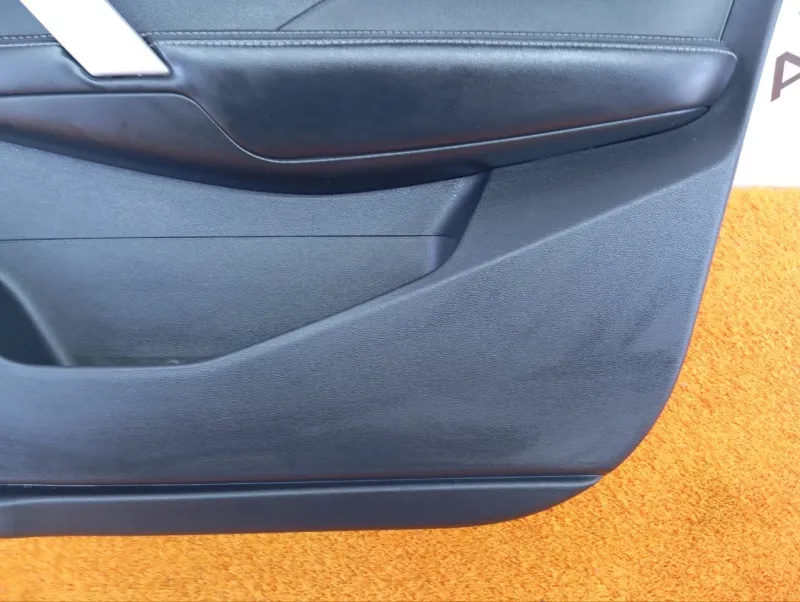 Обшивка двери