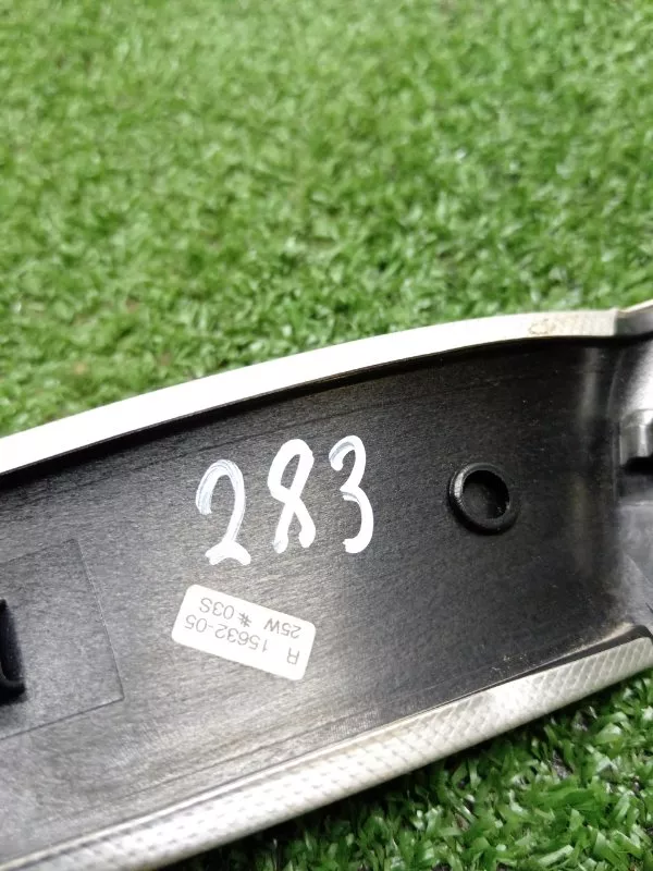 Накладка двери декоративная