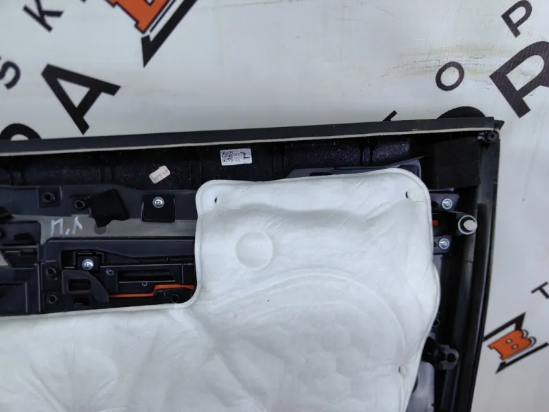 Обшивка двери