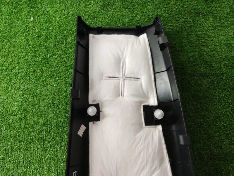 Обшивка центральной стойки