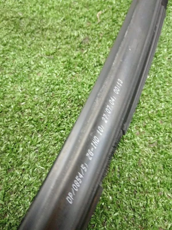 Уплотнитель стекла двери