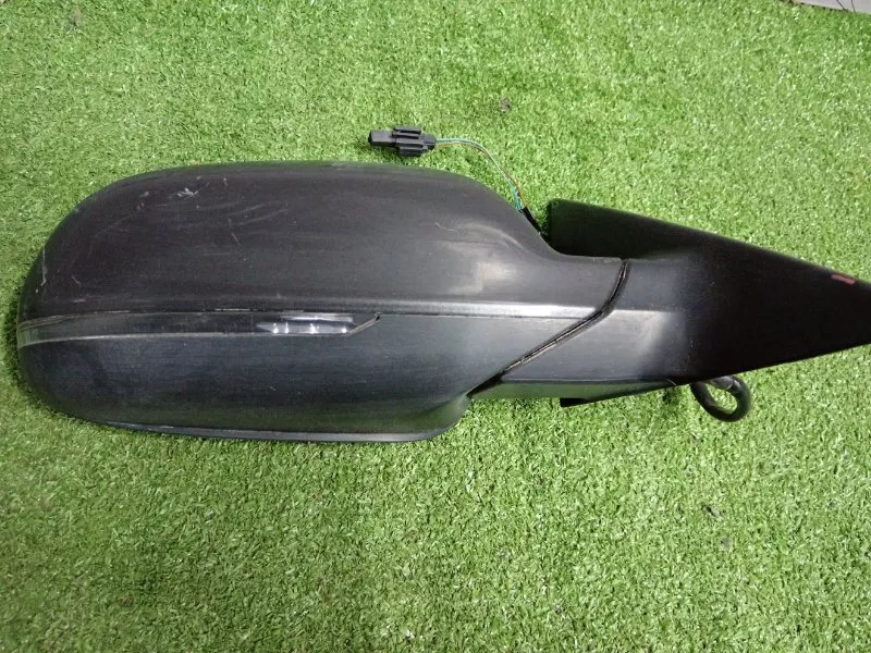 Зеркало боковое