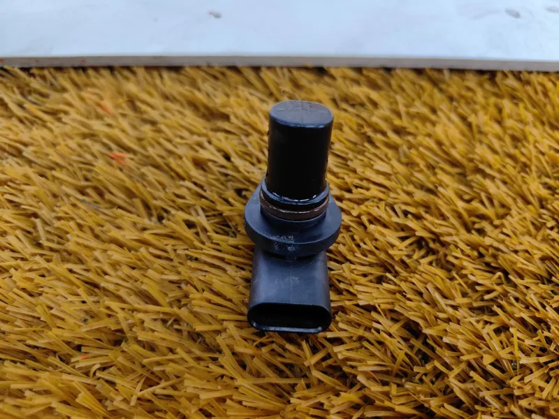 Датчик положения распредвала