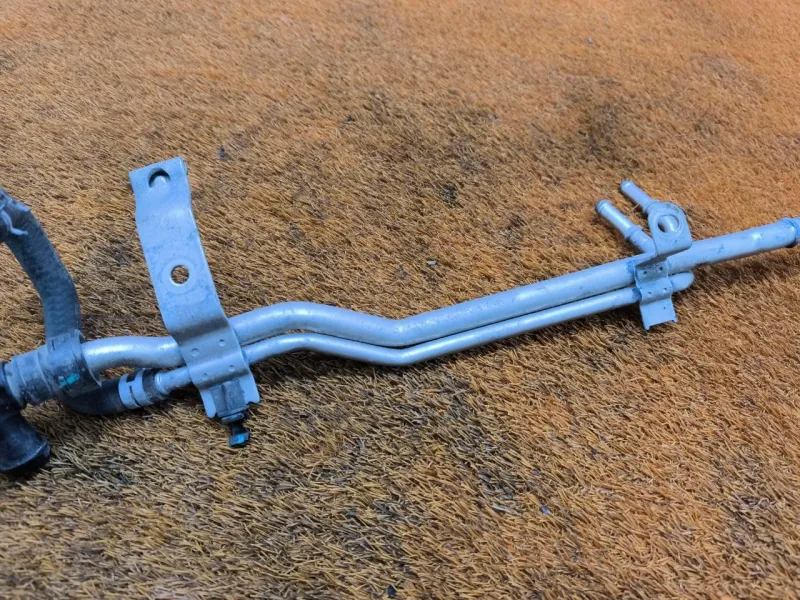 Трубка системы охлаждения