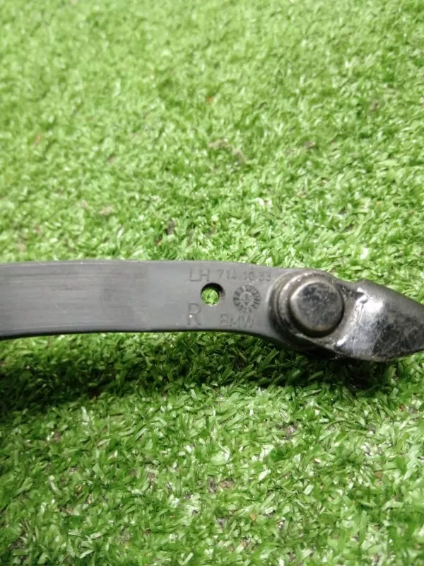 Ограничитель двери