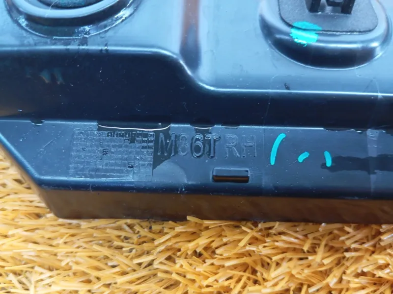 Крепление бампера