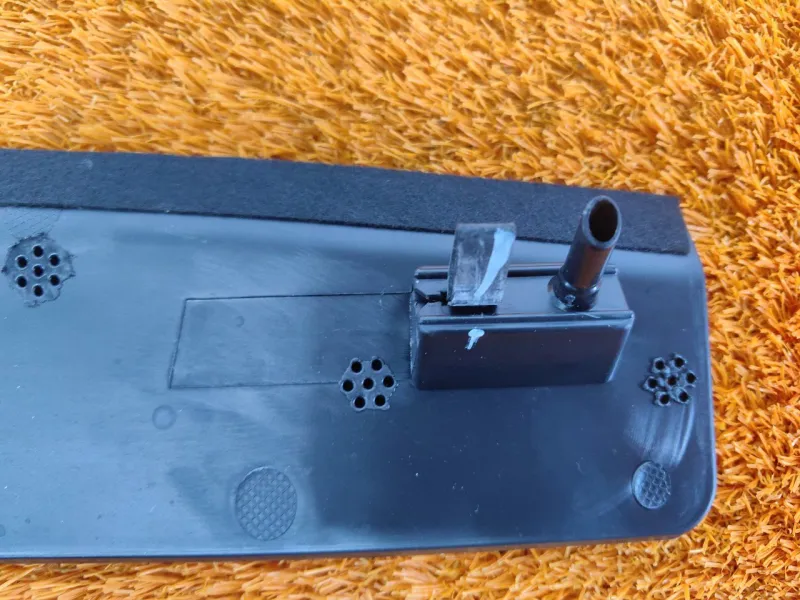 Накладка крышки багажника