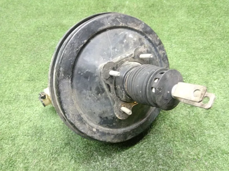 Главный тормозной цилиндр