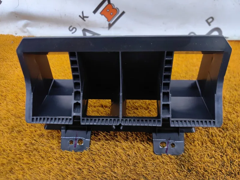 Воздуховод салона