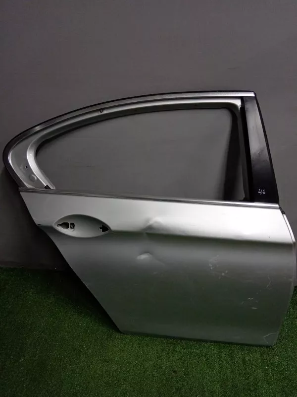 Дверь BMW 5-Series 2011 41007206114 F10, задняя правая