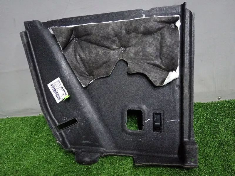 Обшивка багажника