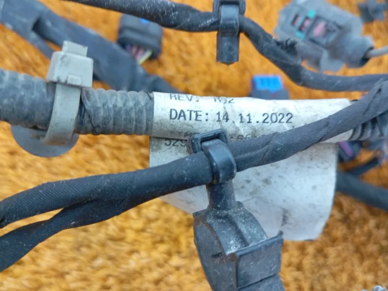 Проводка подкапотная