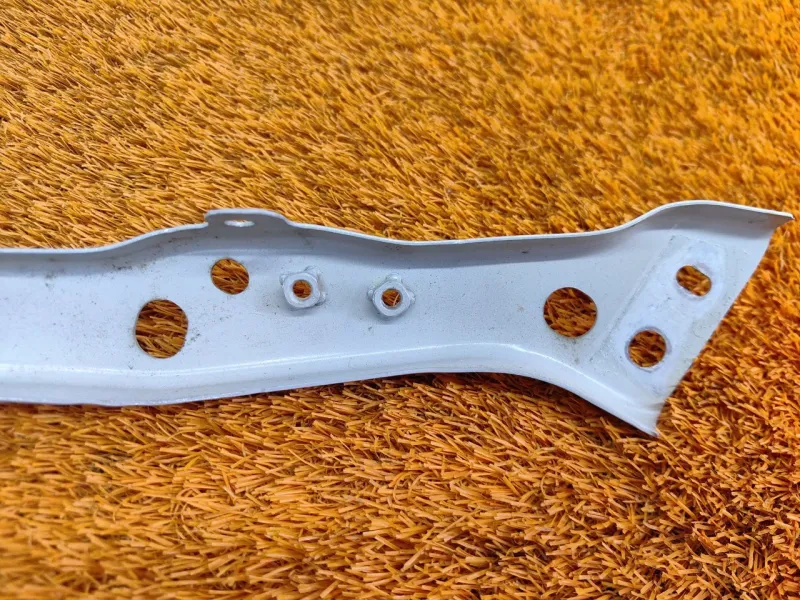 Крепление фары