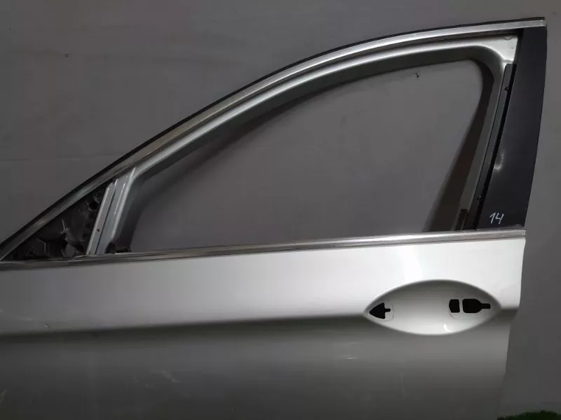 Дверь BMW 5-Series 2011 41007206107 F10, передняя левая