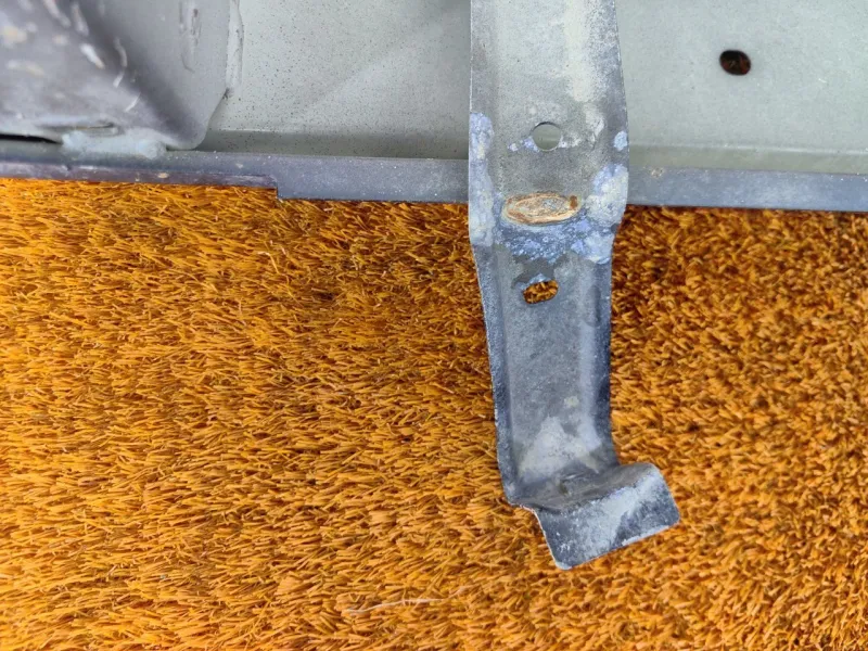 Усилитель бампера