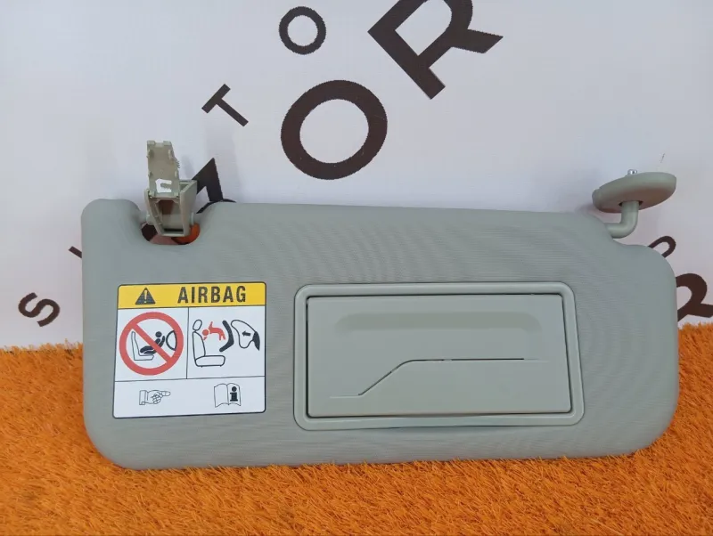 Козырек солнцезащитный