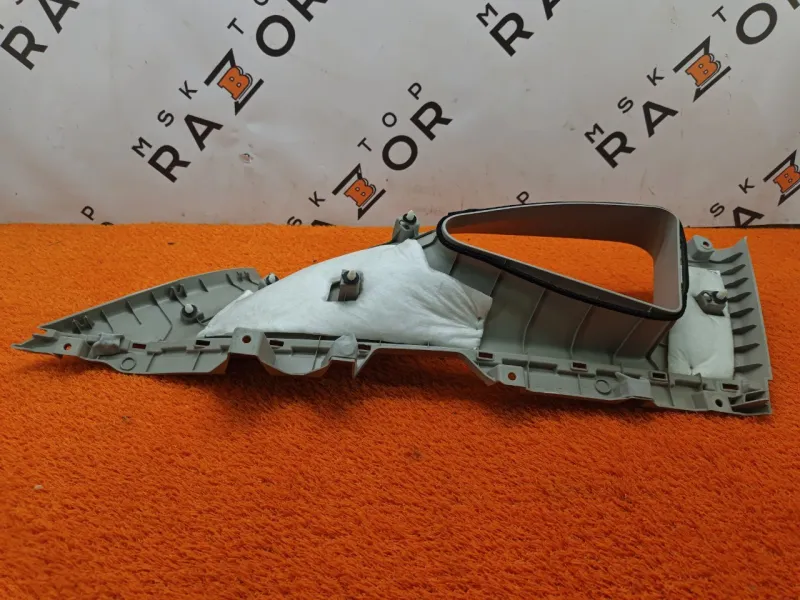 Накладка на стойку кузова