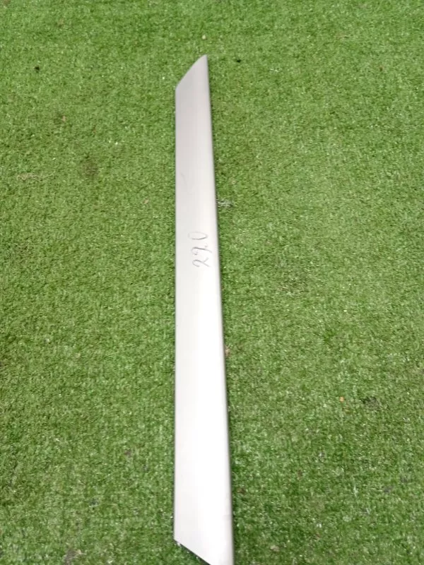 Молдинг двери