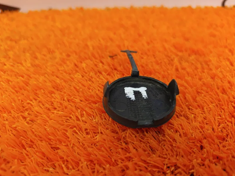 Заглушка бампера