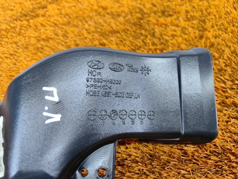 Воздуховод отопителя