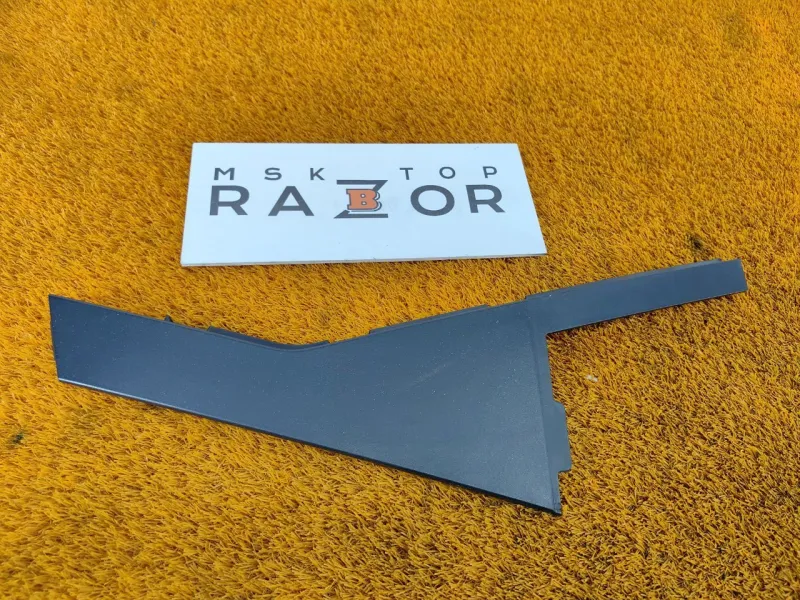 Молдинг двери