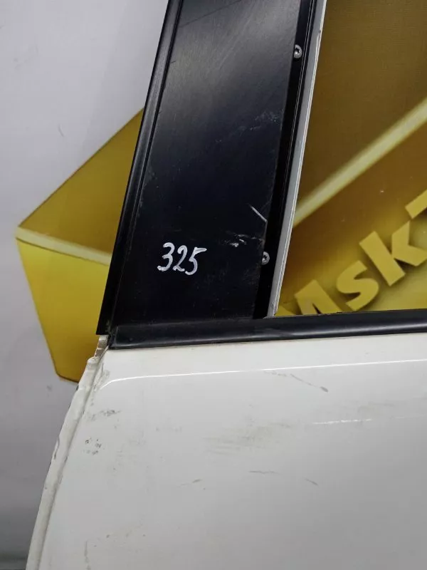 Дверь BMW 3-Series 2006 41007203647 E90, задняя левая