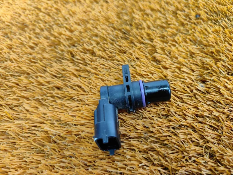 Датчик положения распредвала