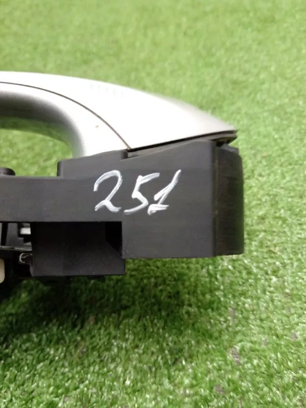 Ручка двери наружняя