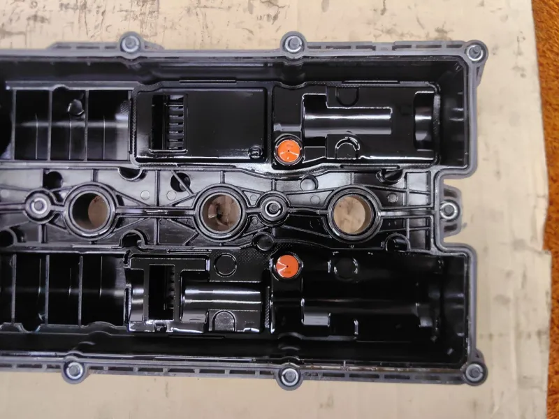 Клапанная крышка