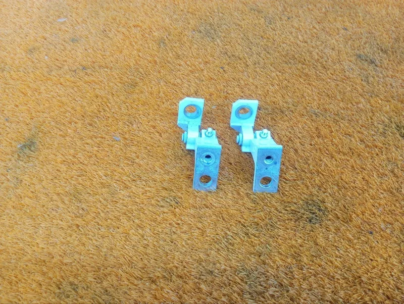 Петля двери