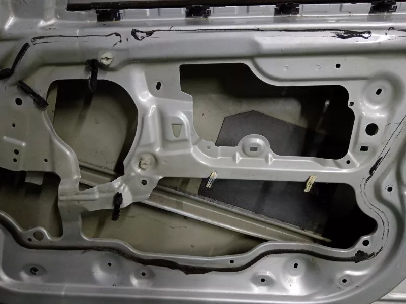 Дверь BMW 3-Series 2005 41007203644 E90, передняя правая