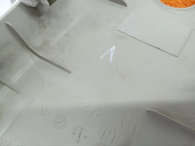 Обшивка центральной стойки