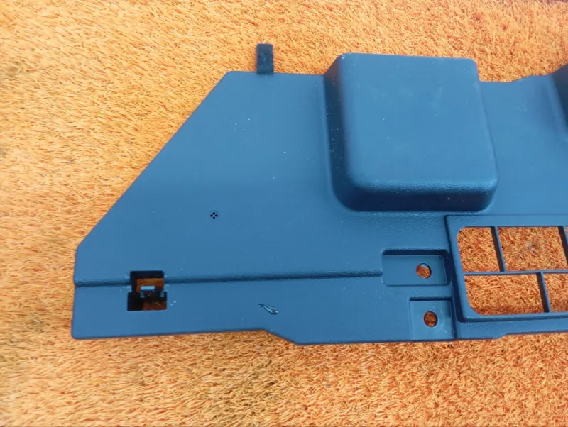 Накладка на торпедо