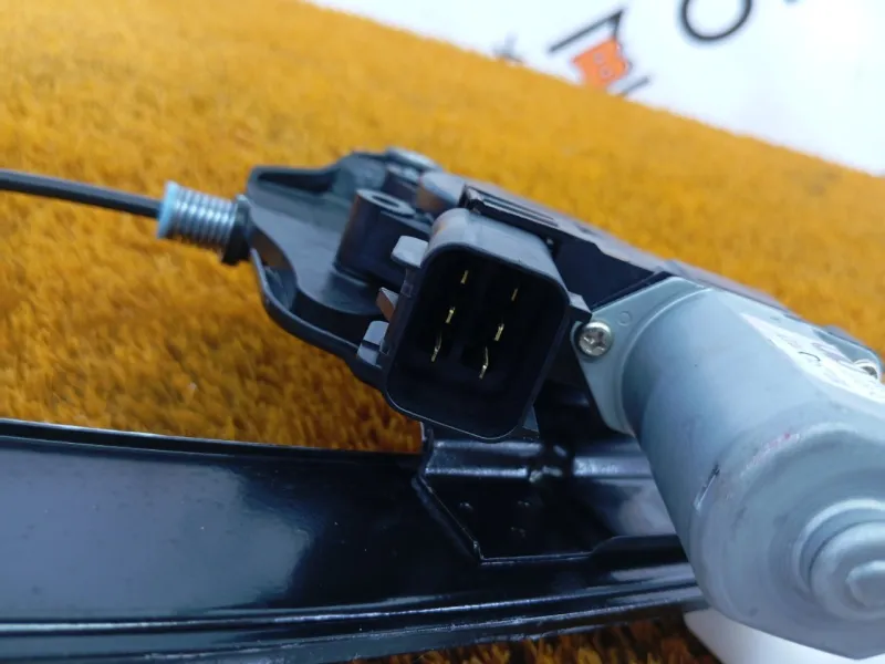 Стеклоподъемник