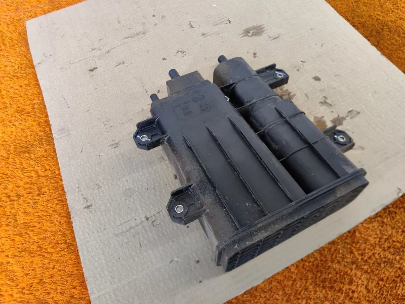 Абсорбер паров топлива